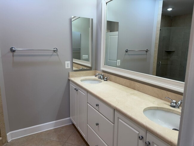 Building Photo - Park Potomac Luxury Townhome