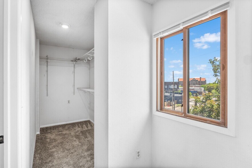 Building Photo - 3050 West 32nd Avenue