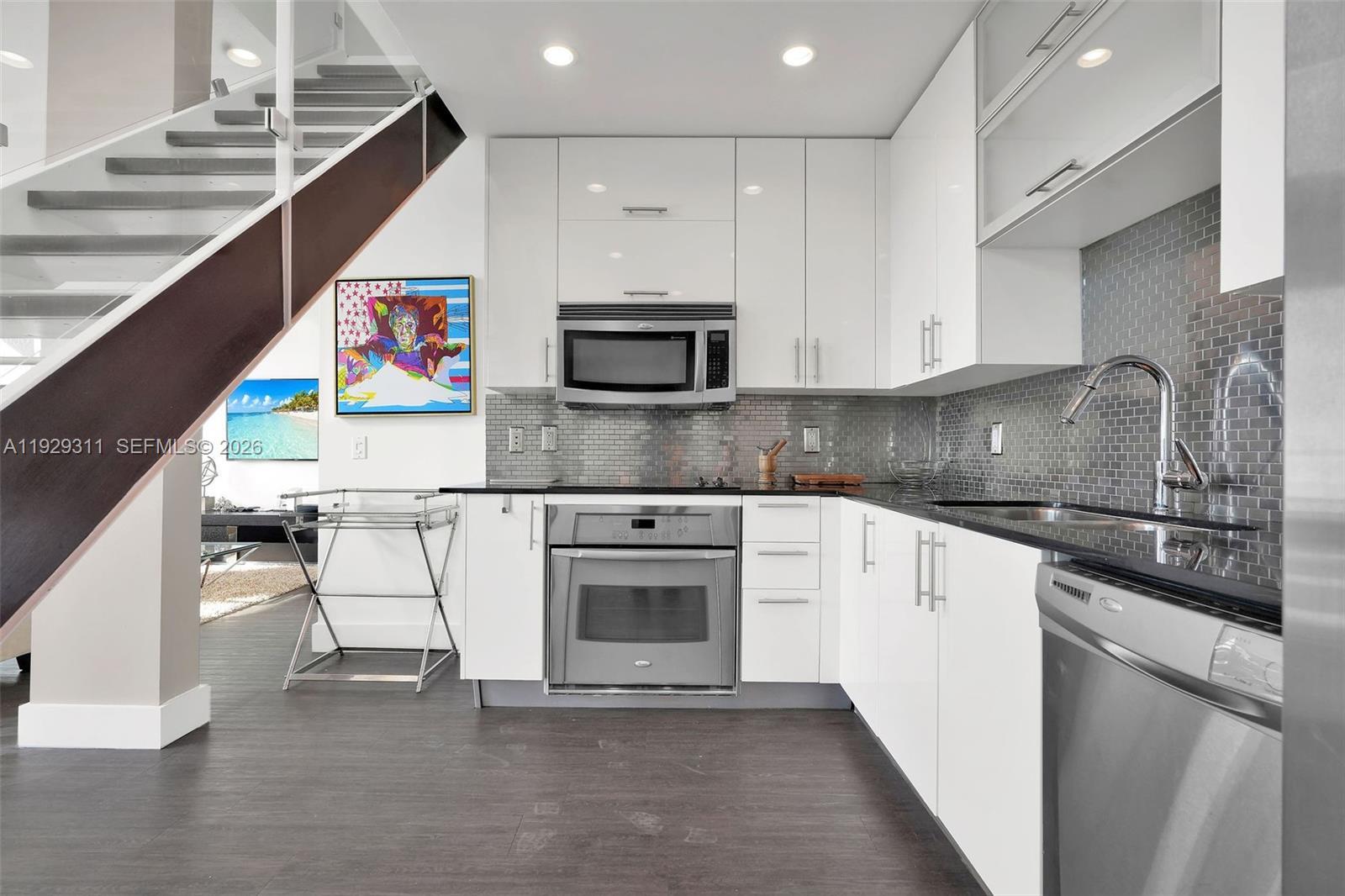 Building Photo - 60 SW 13th St