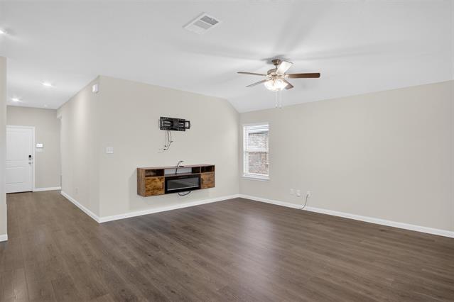 Building Photo - 408 Stampede Ln