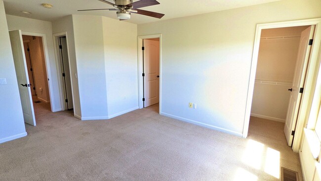Building Photo - Welcome to Via Varra Luxury Townhomes! Low...