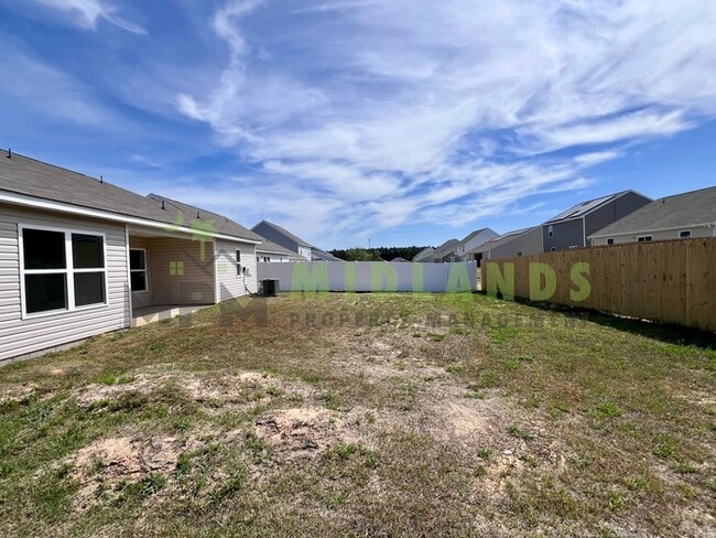 Building Photo - 645 Wild Tulip Ct