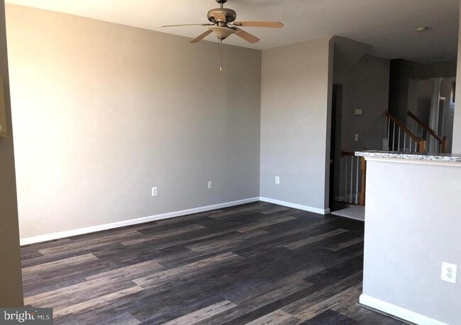 Building Photo - 2925 Rotterdam Loop