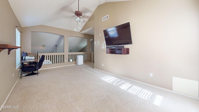 Building Photo - 10803 Elise St