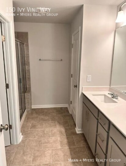 Building Photo - 150 Ivy Vine Wy