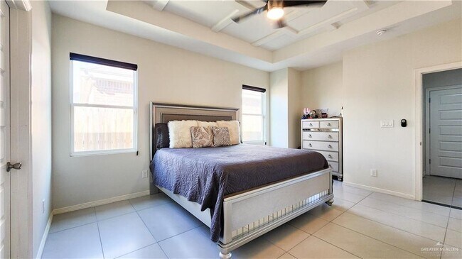 Building Photo - 1101 S New Mexico St