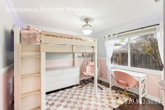 Building Photo - 6702 Birchwood St