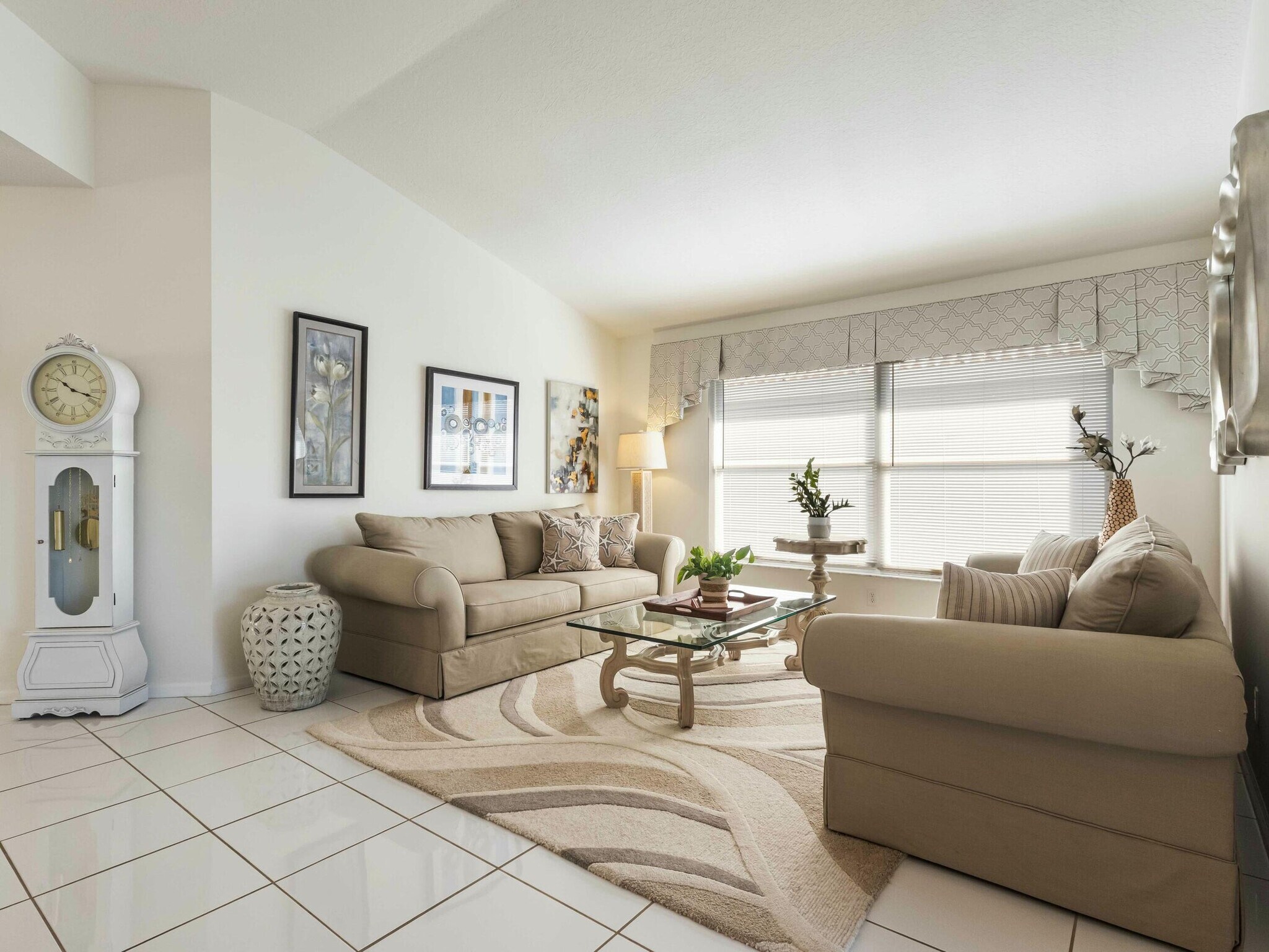 Building Photo - 12807 Hampton Lakes Cir