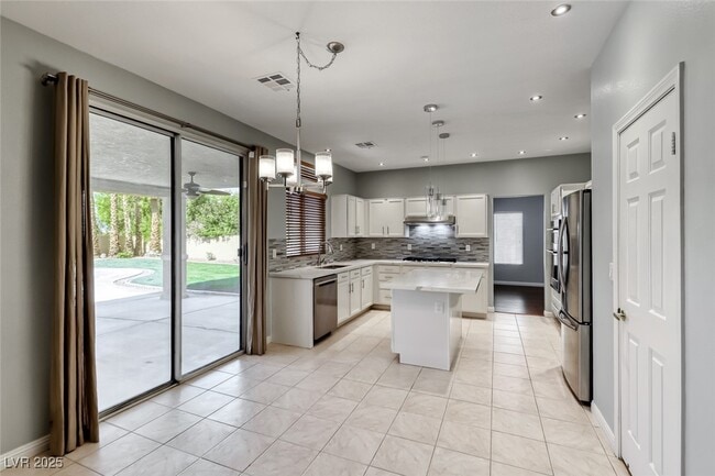 Building Photo - 1002 Prestige Meadows Pl