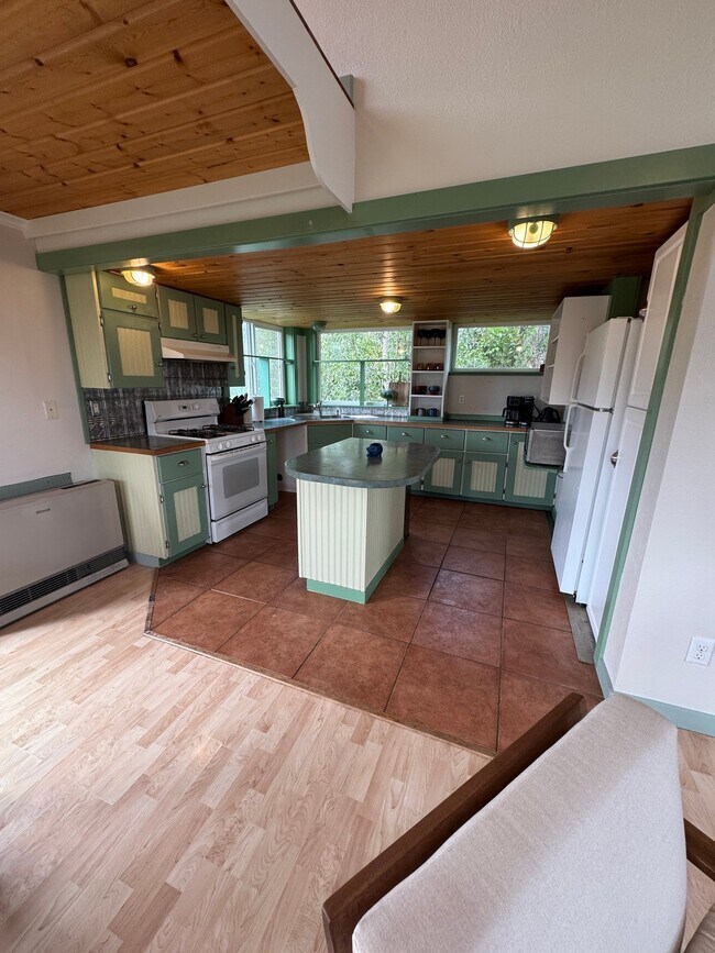Building Photo - 37650 Arabian Ln