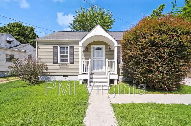 Building Photo - 9 Laurel Dr