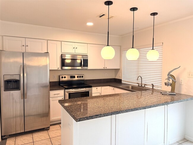 Building Photo - 2429 W Settler's Way