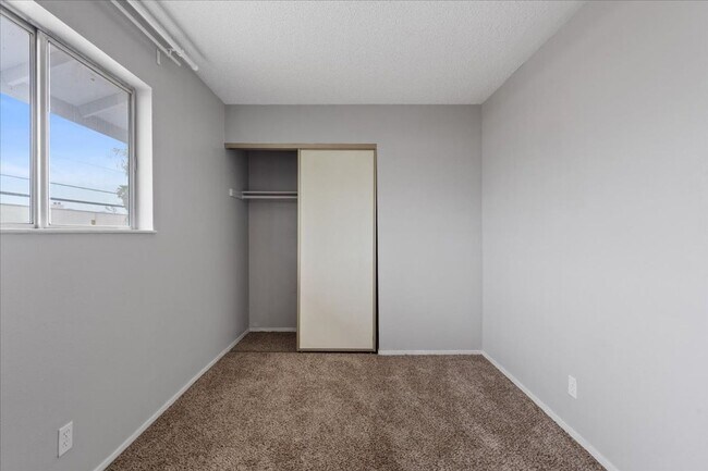 Building Photo - Status: Owner Accepted Application