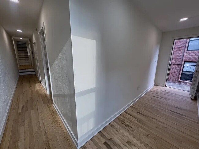 Building Photo - 536 N 19th St