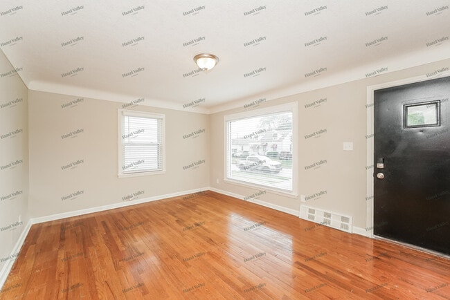 Building Photo - 5236 W 46th St