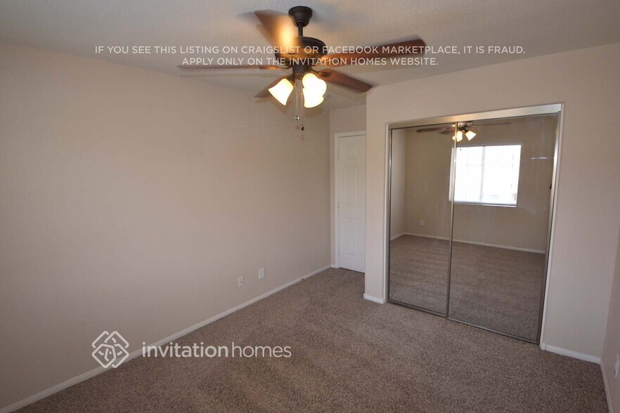Building Photo - 8344 S Pioneer Way