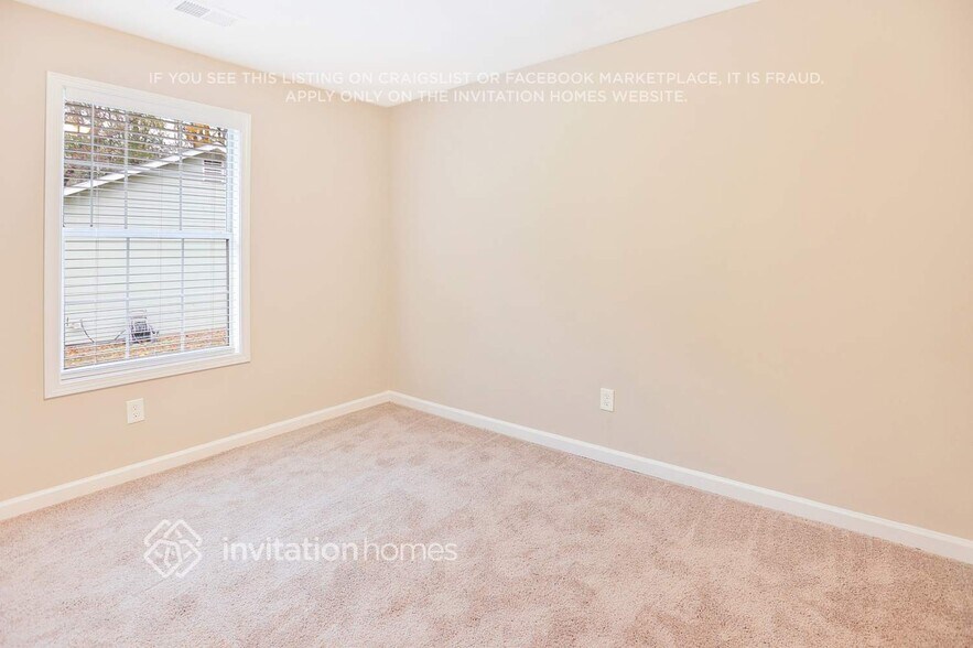Building Photo - 35 Brookside Cir