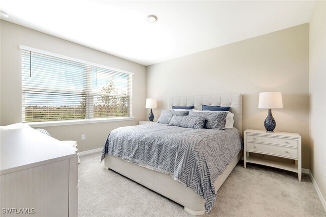 Building Photo - 11811 Venetian Lagoon Dr