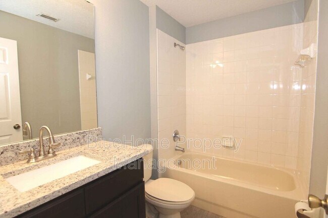 Building Photo - 2114 Ruche Ct