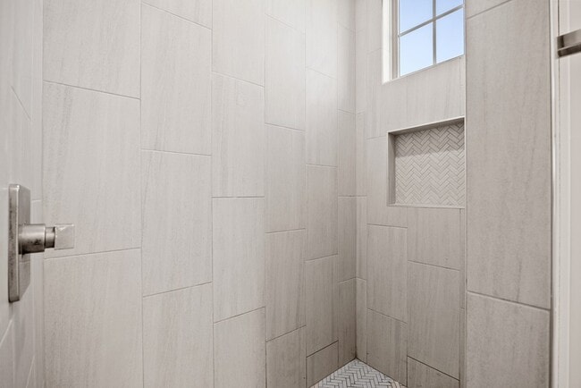 Building Photo - 22 Pinnacle Club Dr