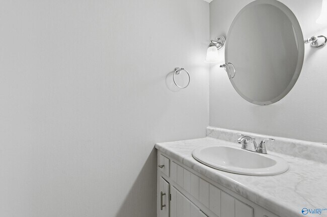 Building Photo - 11303 Mountain Crest Dr SE