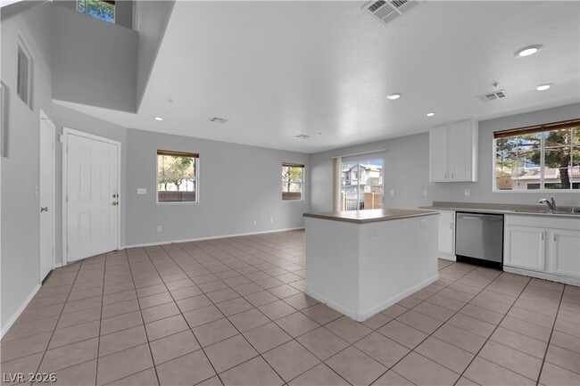 Building Photo - 2918 Pelican Breeze Ct