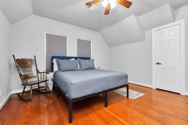 Building Photo - 3315 Rosedale St