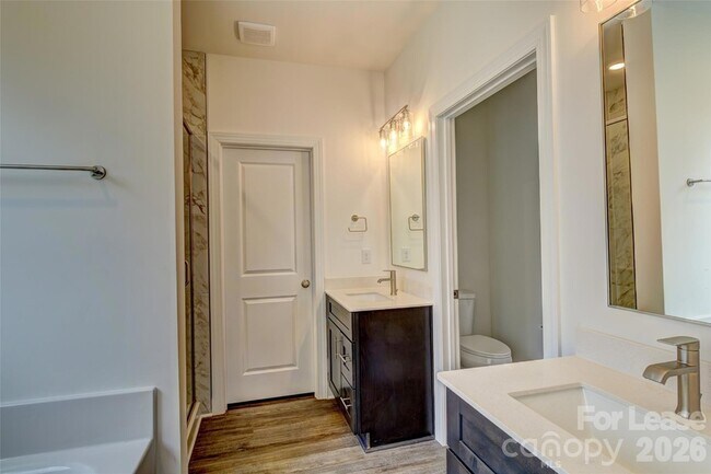 Building Photo - 197 Dale Dr