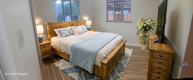 Building Photo - 5331 E Jewell Ave