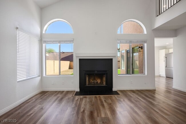 Building Photo - 86 Quiet Desert Ln