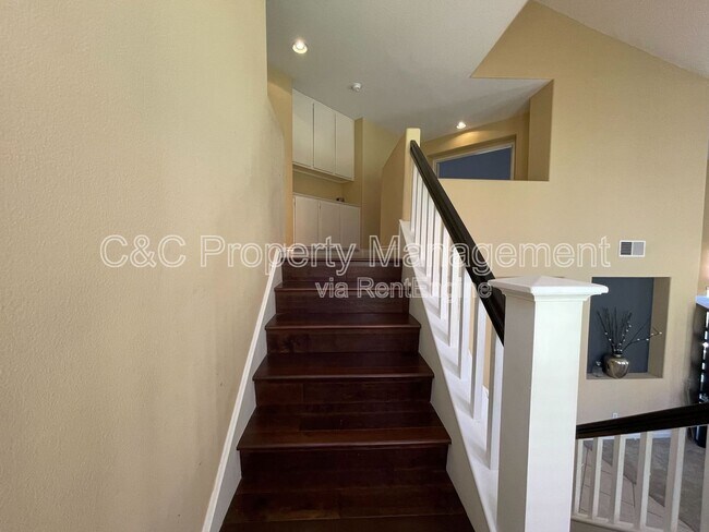 Building Photo - 30364 Falcon Point Ct