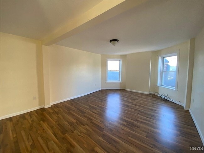 Building Photo - 1003 Park Ave
