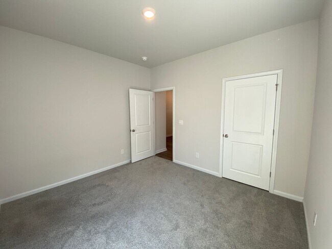 Building Photo - Brand new construction home in the desirable Brunswick Forest subdivision