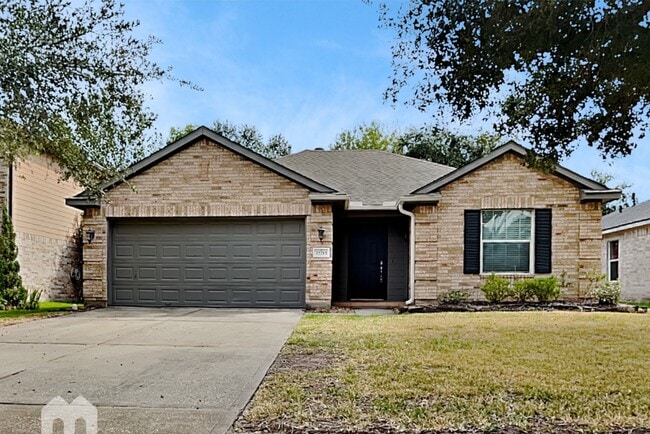 Building Photo - 32215 Archer Park