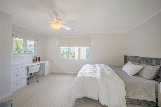 Building Photo - Welcome to Your Luxurious Napa Valley Retr...