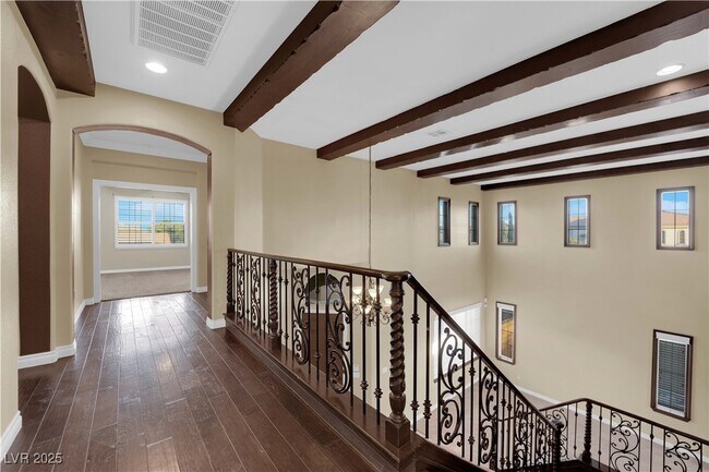 Building Photo - 10057 Portula Valley St