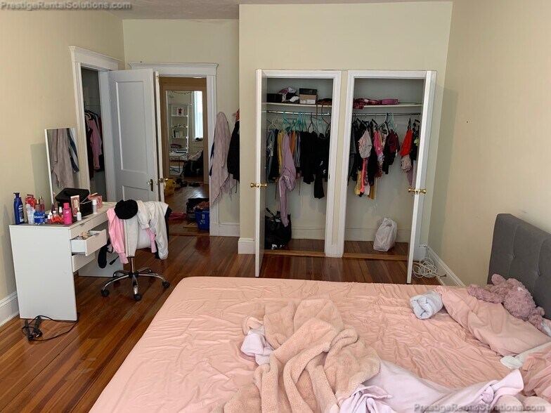 Building Photo - 1116 Commonwealth Ave