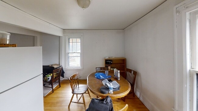 Building Photo - 500 Catherine St