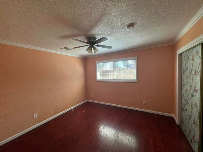 Building Photo - Home for Rent in Rio Linda