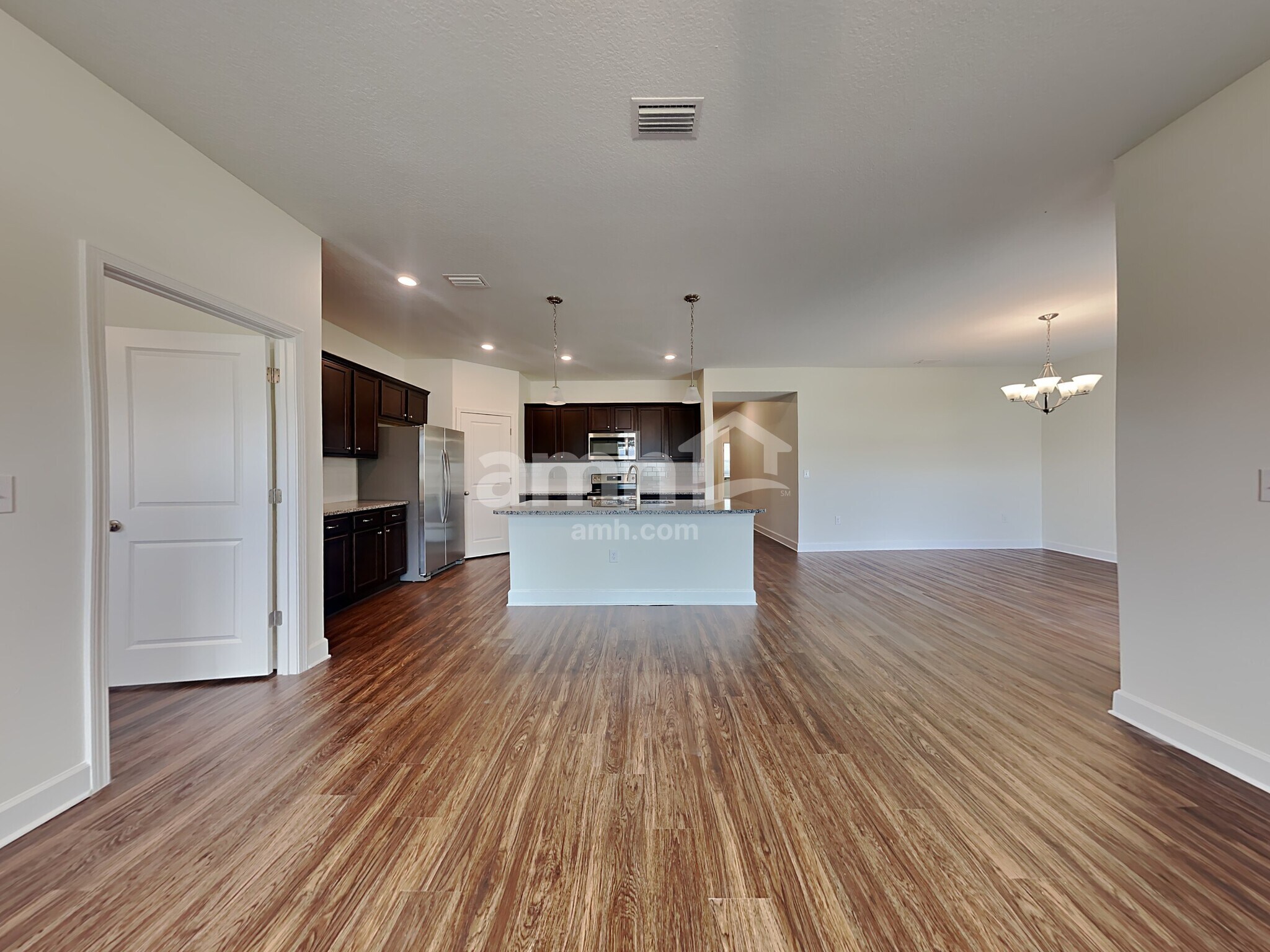 Building Photo - 5810 Hampton Creek Rd