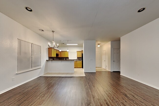 Building Photo - 7008 Eagles Landing