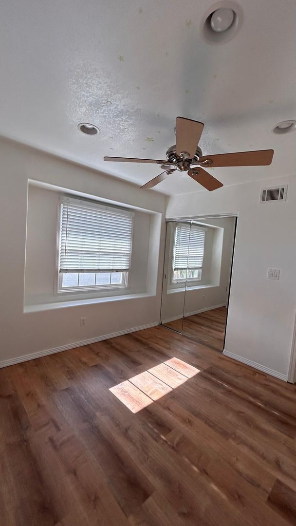Building Photo - Beautiful and Spacious 3 Bedroom, 2 Bath Home! $3,800 Move In Ready!