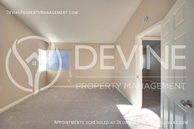 Building Photo - 7338 Greenhaven-Unit 66