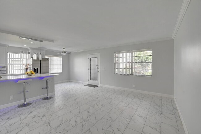 Building Photo - 974 Normandy Trail