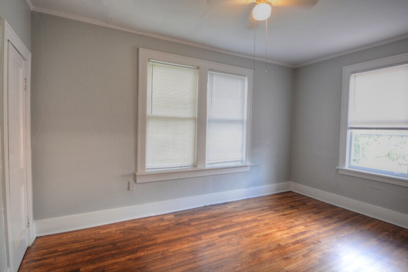 Building Photo - 2384 Forest Ave