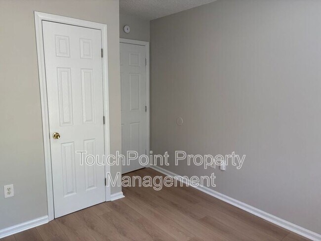 Building Photo - 3710 Burntwood Ct