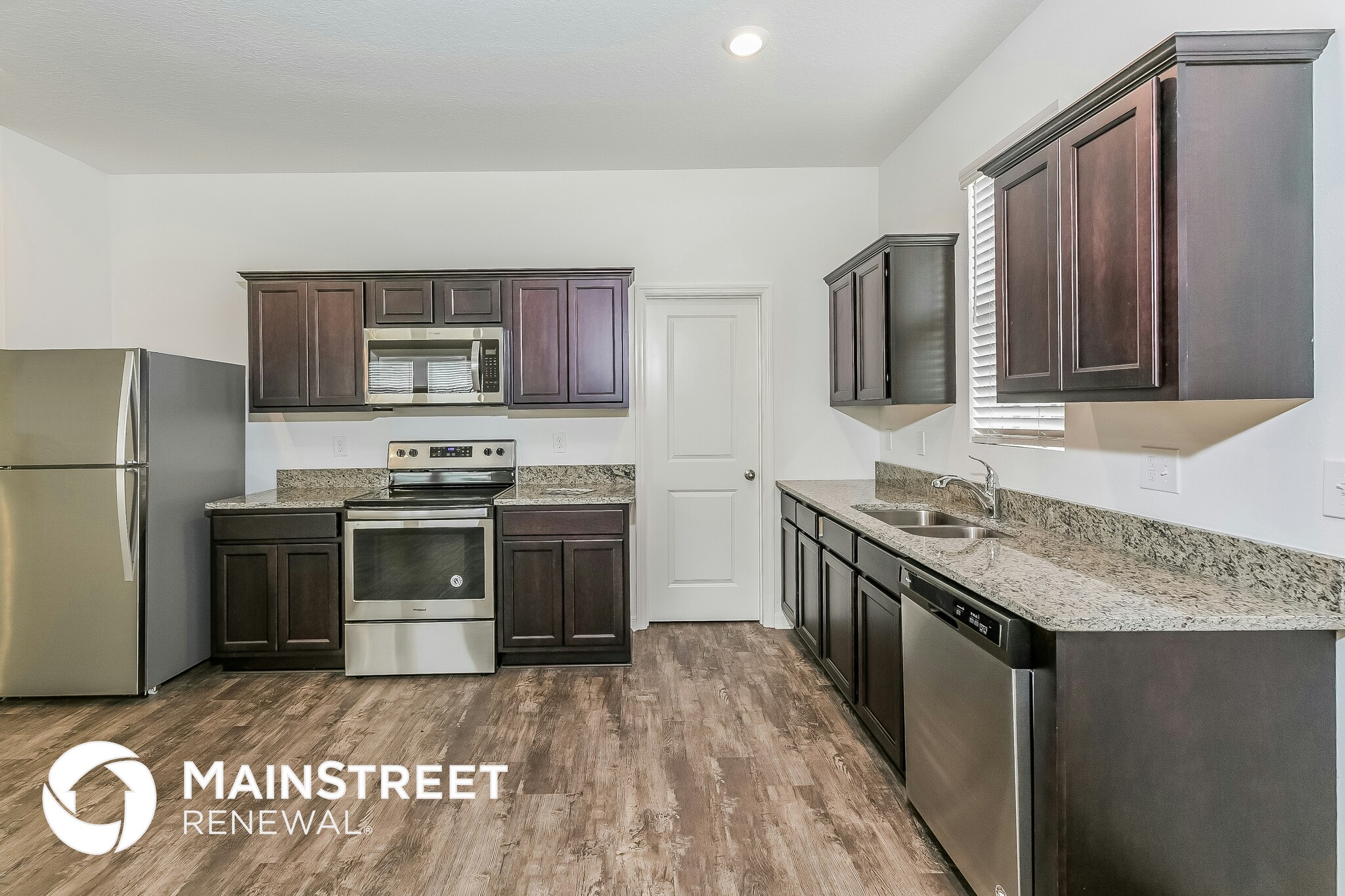 Building Photo - 194 Hidden Lk Lp