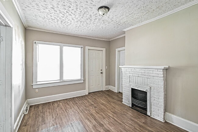 Building Photo - 5224 Ridgeway St