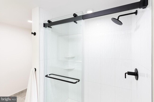 Building Photo - 1425 New York Ave NW