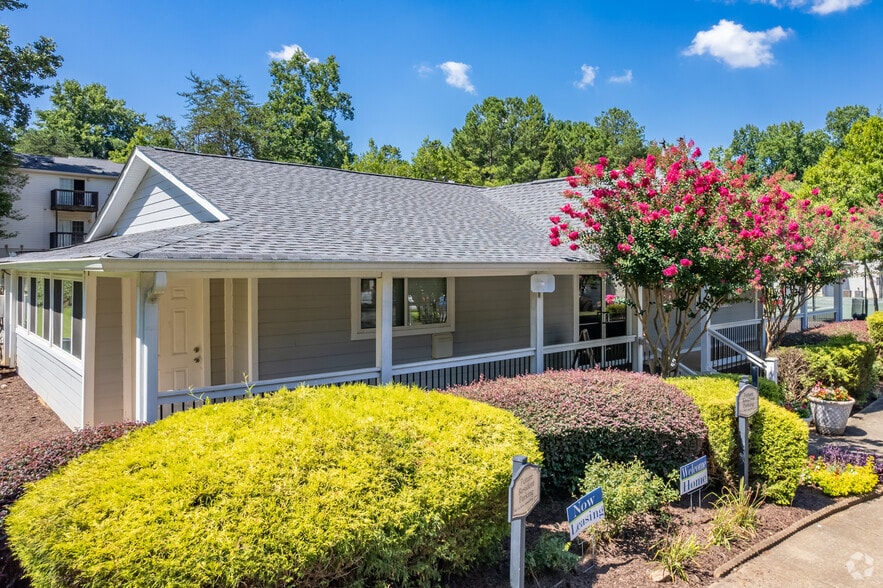 Kenridge Apartments 3893 Kensington Rd Decatur GA 30032 Apartment Finder